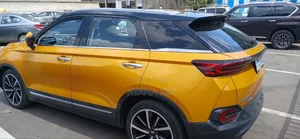Bestune T77 1.2 FWD 2021 Yellow