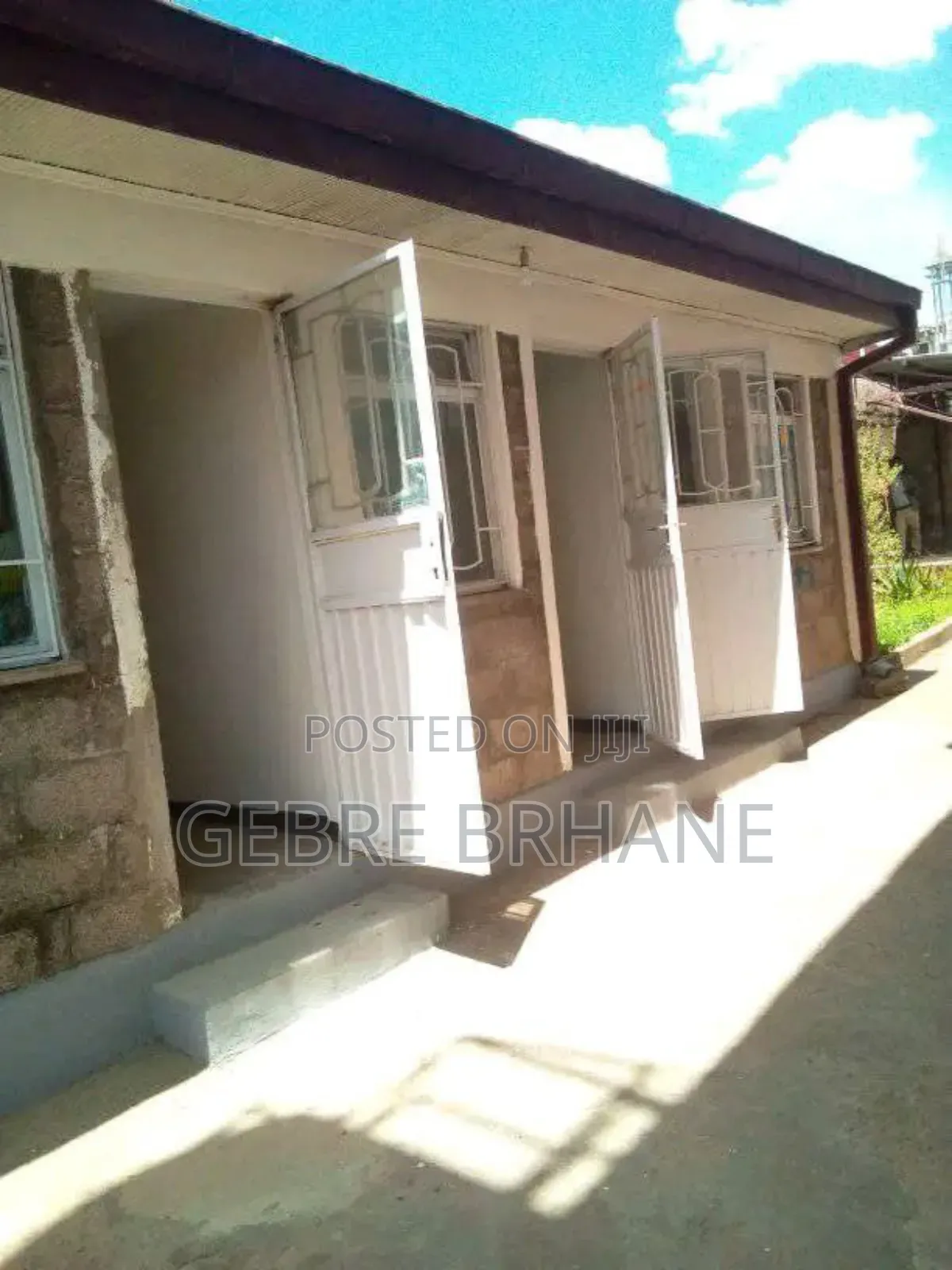 3bdrm House in G+1, Yeka for rent
