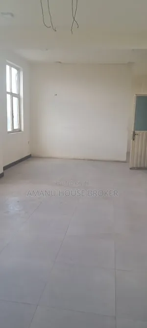 Urgent Warehouse for Rent, Total Area 1,200sqm