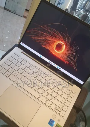 Photo - New Laptop HP Pavilion 15 16GB Intel Core I5 SSD 512GB