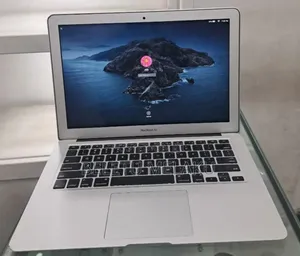 New Laptop Apple MacBook Air 2017 8GB Intel Core I7 SSD 128GB