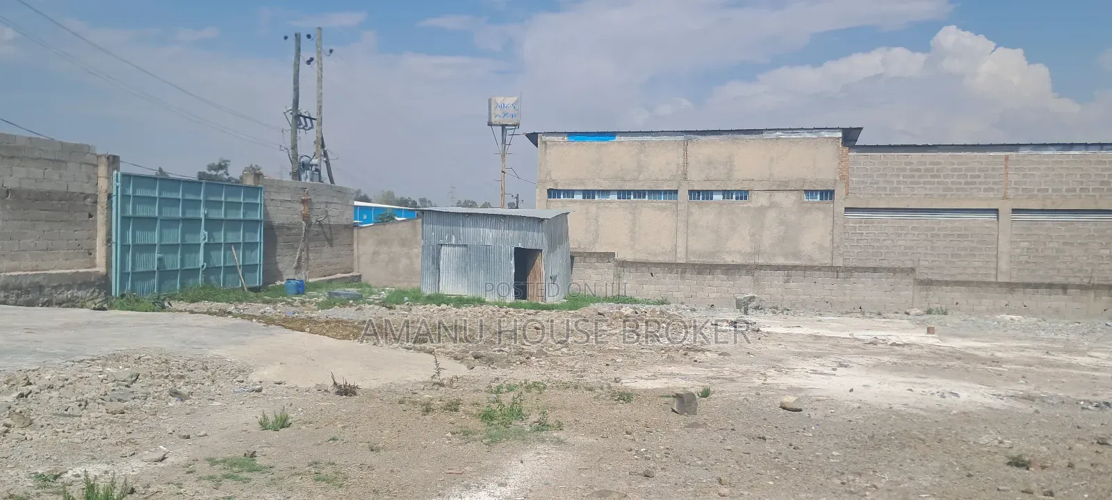 Urgently Available Warehouse for Rent, Total Area 2,000sq