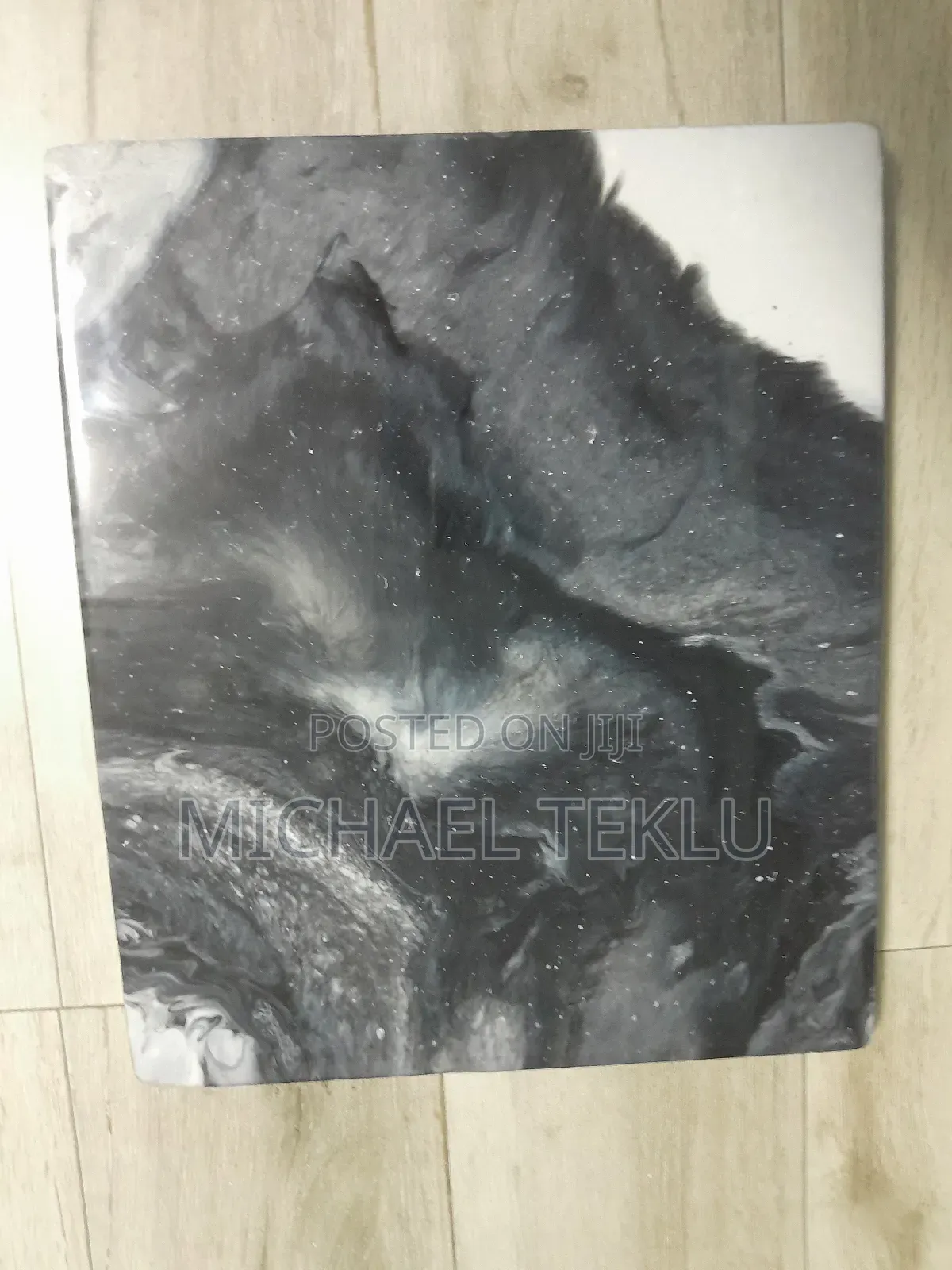Epoxy Wall Frame