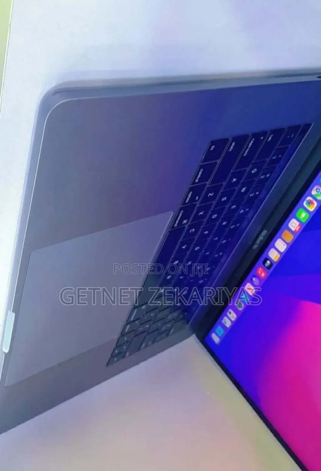 New Laptop Apple MacBook Pro 2017 16GB Intel Core I7 SSD 512GB