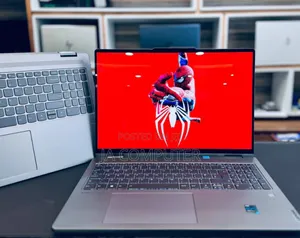 Photo - New Laptop Lenovo Yoga 7i 16GB Intel Core I7 SSD 1T