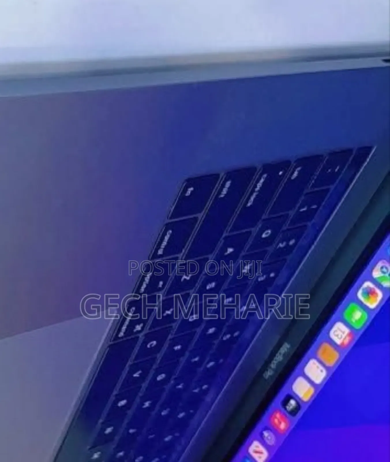 New Laptop Apple MacBook Pro 2017 16GB Intel Core I7 SSD 512GB