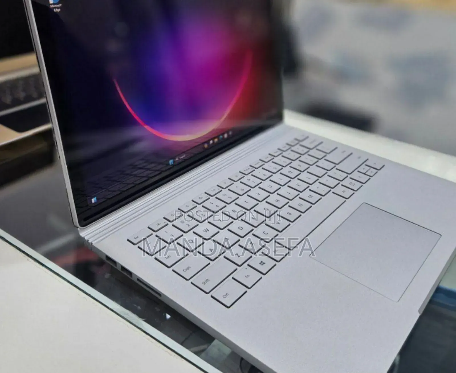 New Laptop Microsoft Surface 16GB Intel Core I7 SSD 256GB