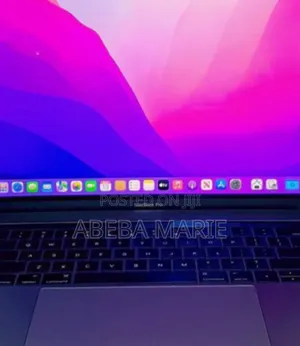 New Laptop Apple MacBook Pro 2017 16GB Intel Core I7 SSD 512GB