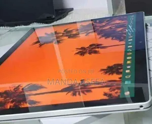 New Laptop Microsoft Surface 16GB Intel Core I7 SSD 256GB