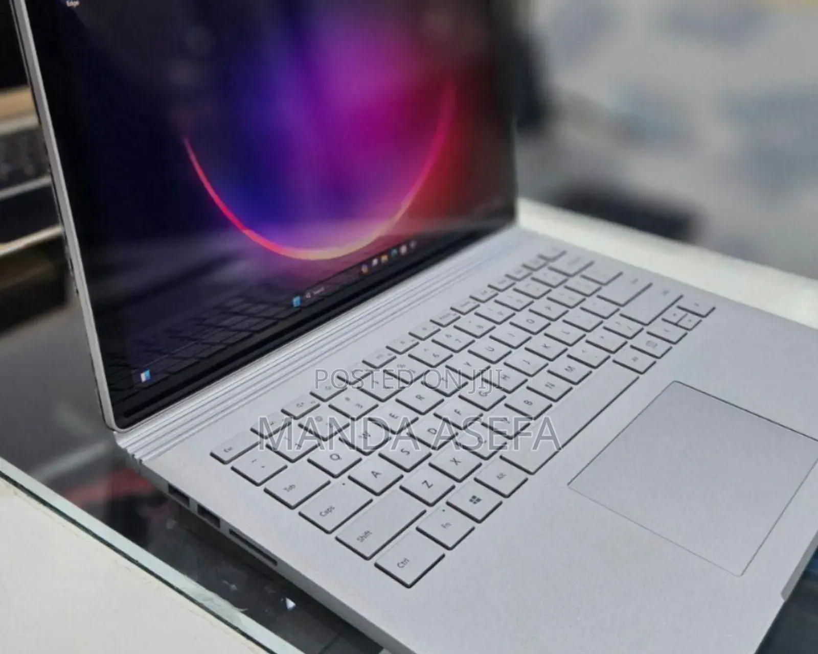 New Laptop Microsoft Surface 16GB Intel Core I7 SSD 256GB