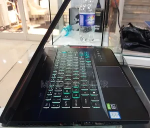 New Laptop Acer Predator Helios 300 16GB Intel Core I7 SSD 1T