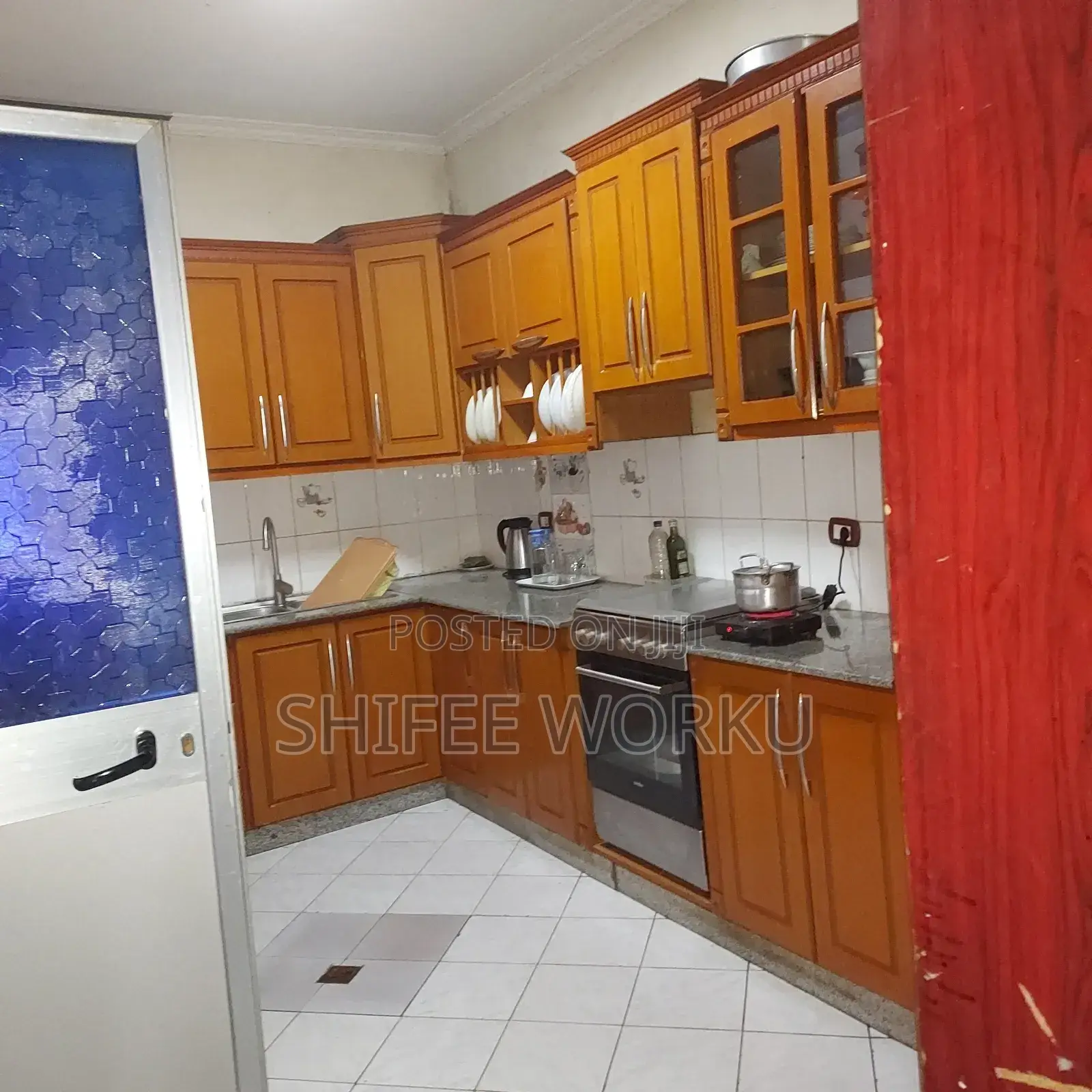 Furnished 7bdrm House in Tafo, Yeka for sale