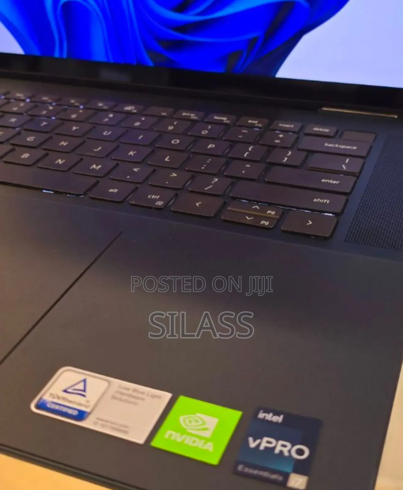 New Laptop Dell Inspiron 15 16GB Intel Core I7 SSD 1T