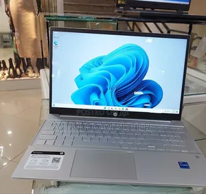 New Laptop HP Pavilion 15 8GB Intel Core I7 SSD 1T