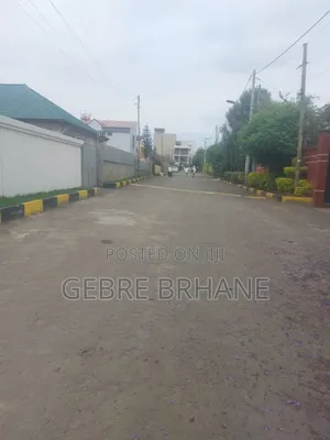 3bdrm House in G+1, Yeka for rent
