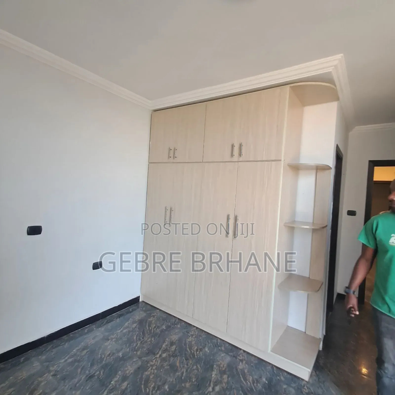 3bdrm Apartment in Apartment, Yeka for rent