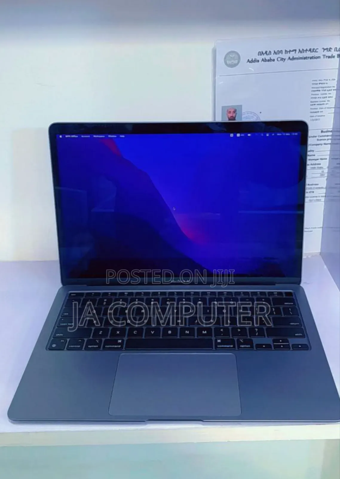 New Laptop Apple MacBook Air 2020 M1 8GB Apple M1 SSD 256GB