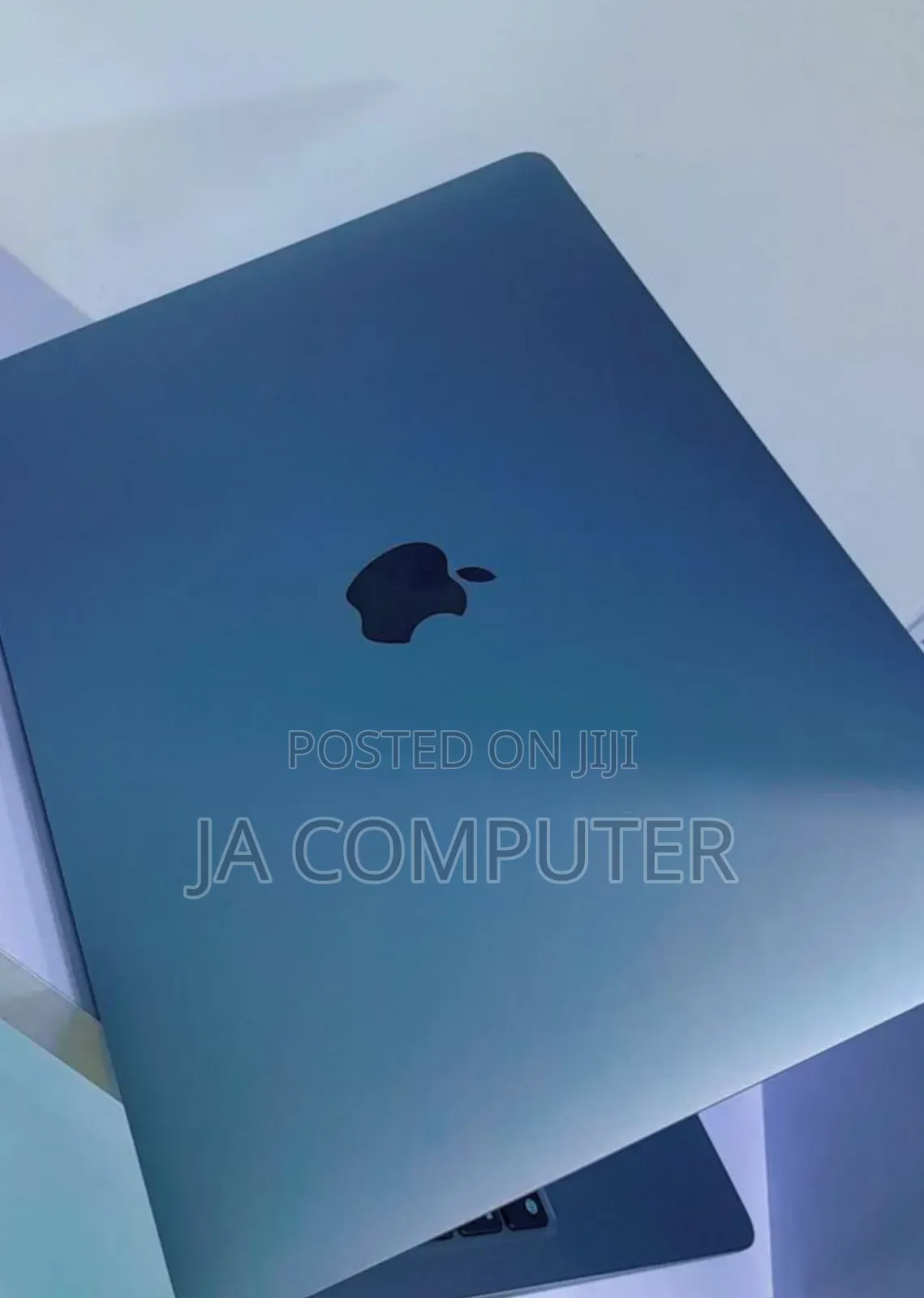 New Laptop Apple MacBook Air 2020 M1 8GB Apple M1 SSD 256GB