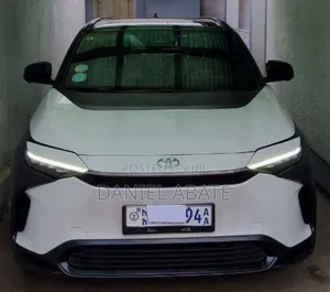 Photo - New Toyota bZ4X 2023 White
