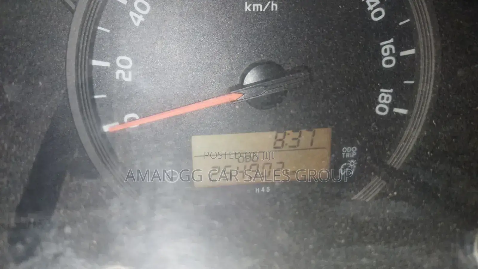 Toyota HiAce 2016 White