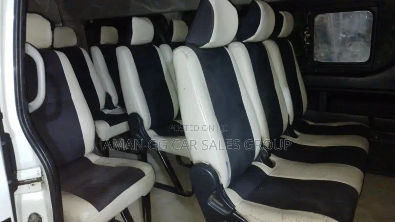 Toyota HiAce 2016 White