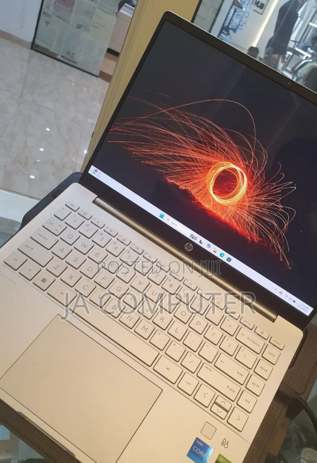 New Laptop HP Pavilion 15 16GB Intel Core I5 SSD 1T