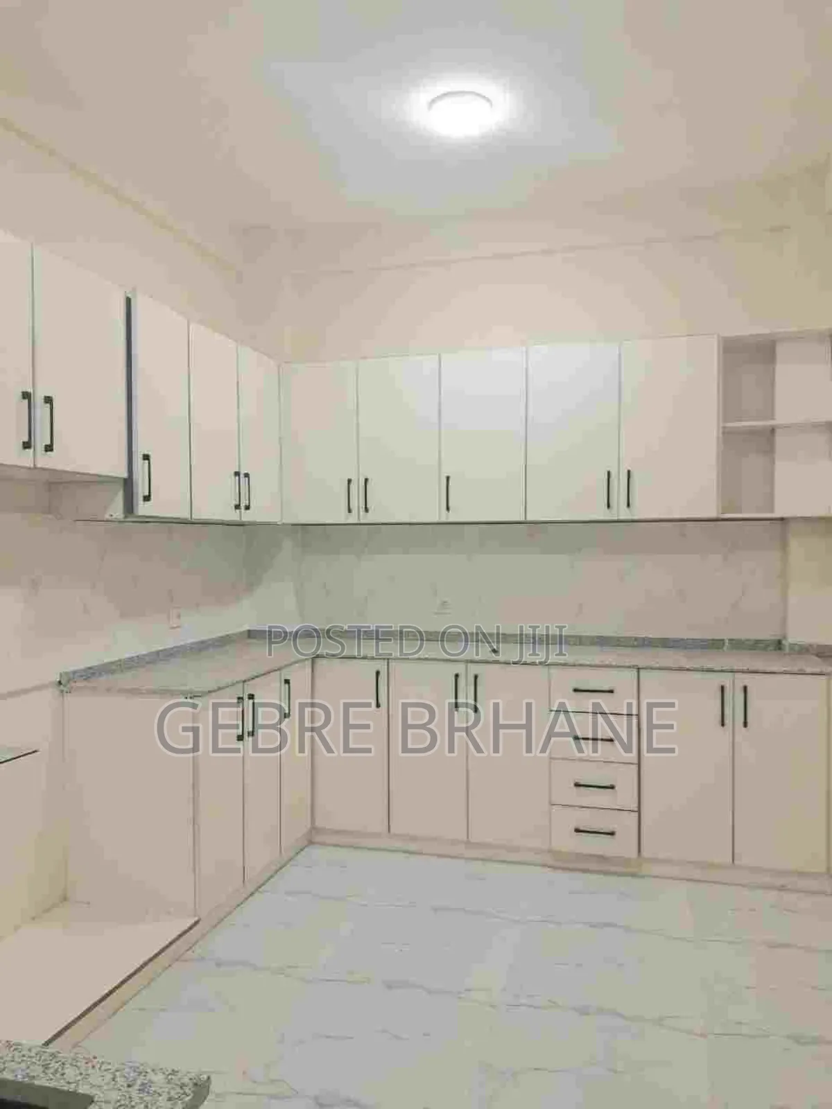 6bdrm House in G+2, Yeka for rent