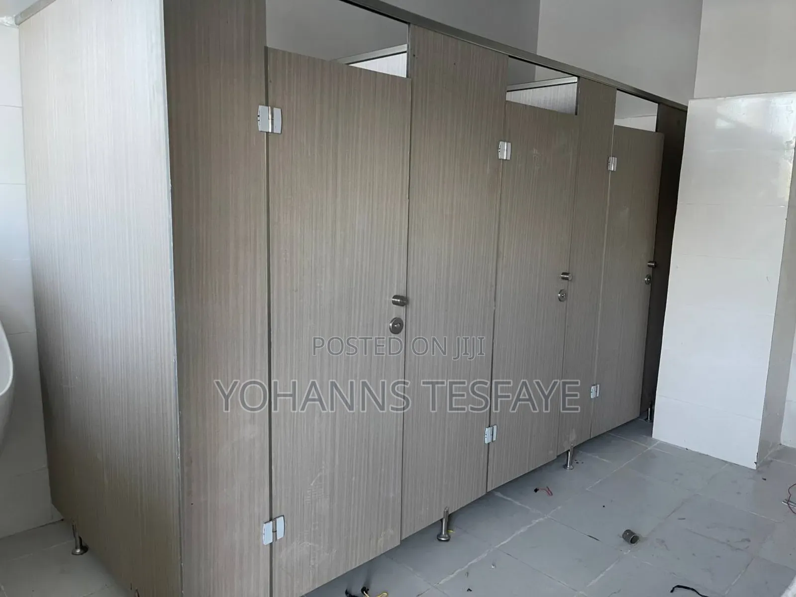 HPL Board or Panel for Toilet Partition With Full Accessori