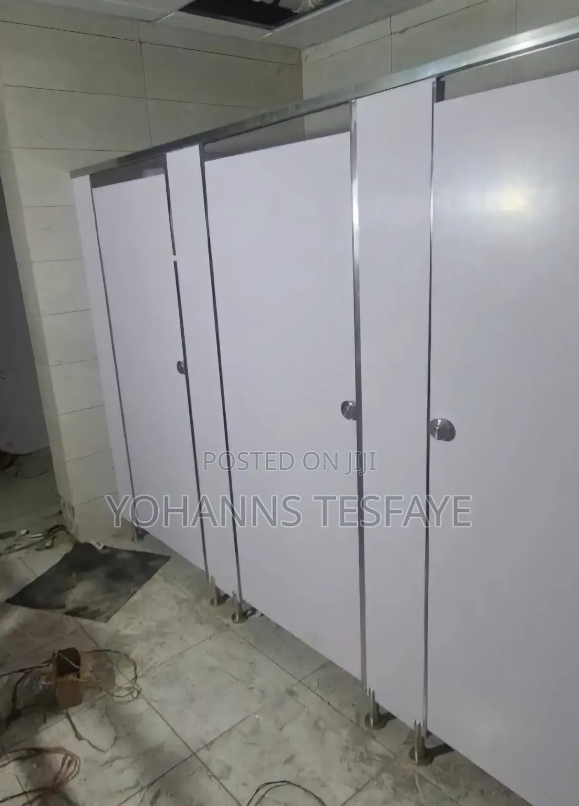 HPL Board or Panel for Toilet Partition With Full Accessori