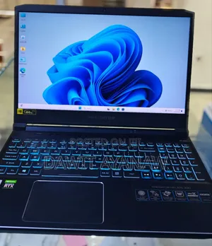 New Laptop Acer Predator Helios 300 16GB Intel Core I9 SSD 512GB