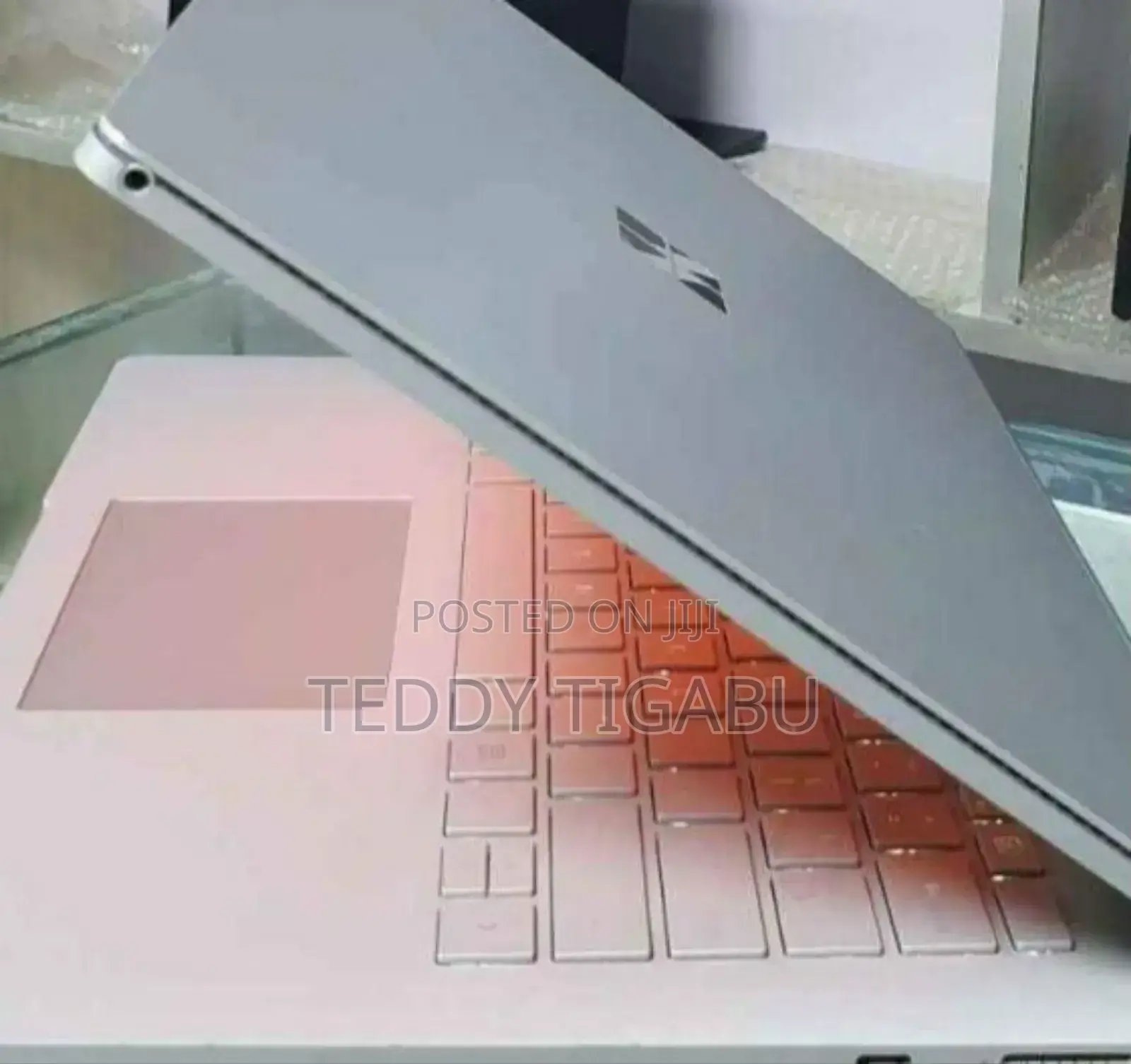 New Laptop Microsoft Surface Book 3 16GB Intel Core I7 SSD 256GB