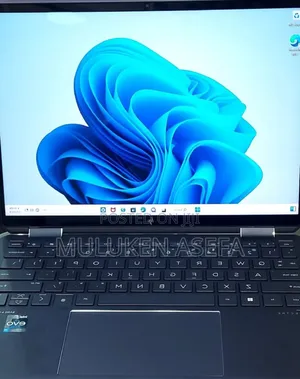 New Laptop HP Spectra 13 16GB Intel Core I7 SSD 1T