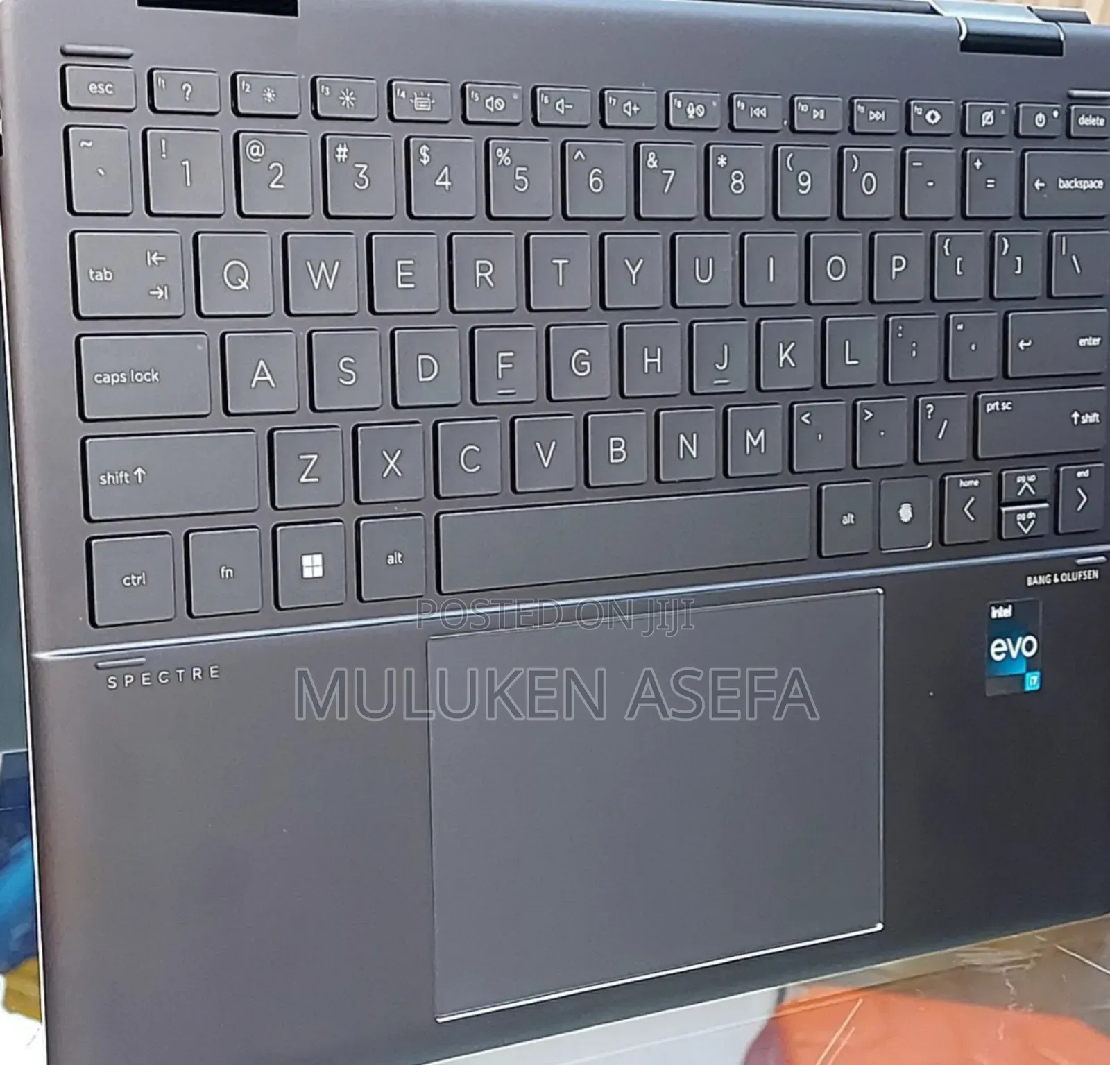 New Laptop HP Spectra 13 16GB Intel Core I7 SSD 1T