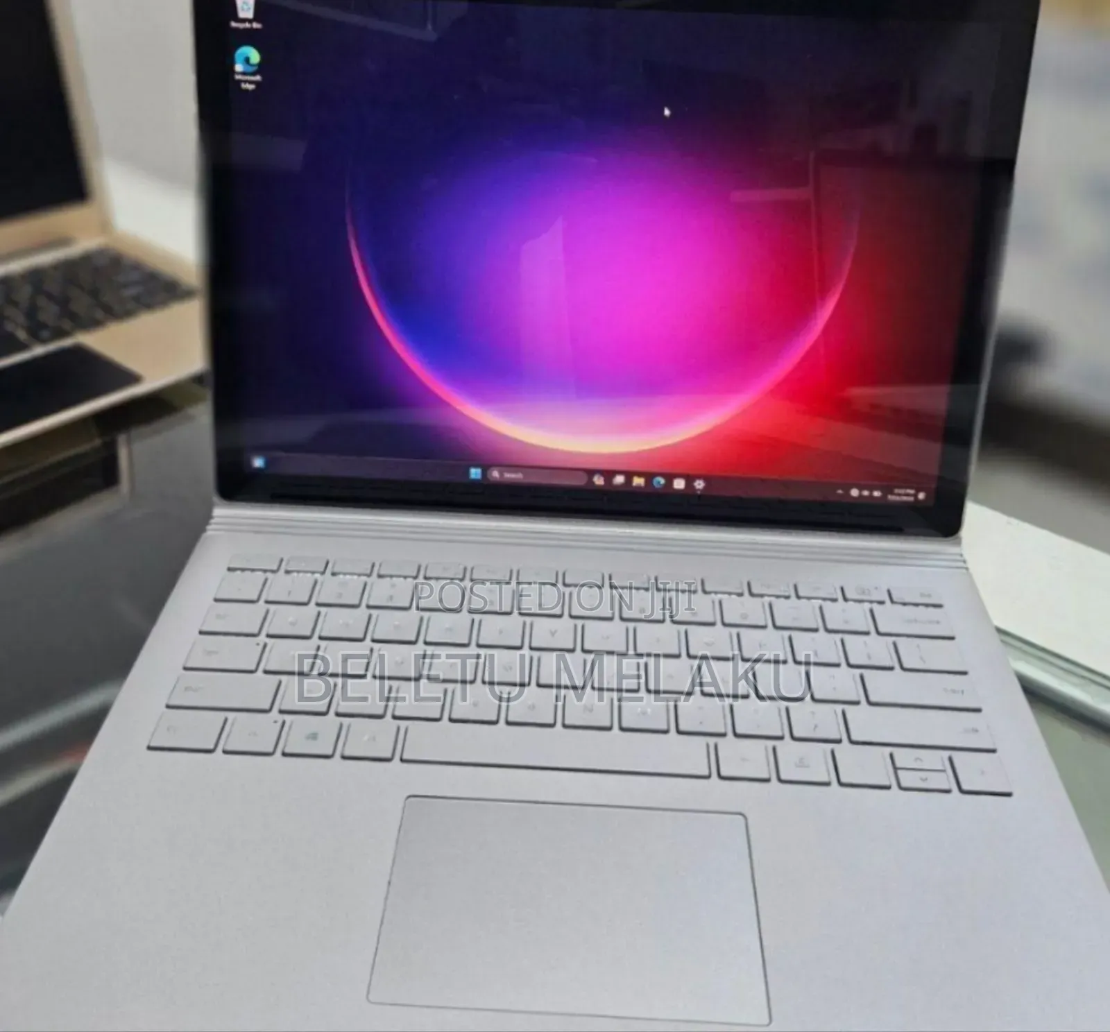 New Laptop Microsoft Surface Book 3 16GB Intel Core I7 SSD 256GB