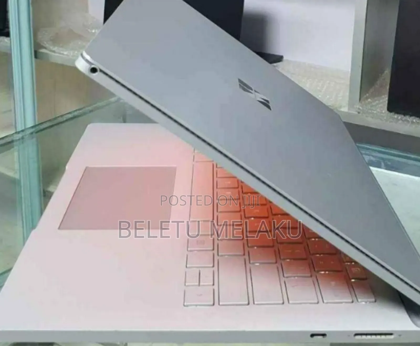 New Laptop Microsoft Surface Book 3 16GB Intel Core I7 SSD 256GB