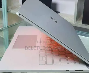 New Laptop Microsoft Surface Book 3 16GB Intel Core I7 SSD 256GB