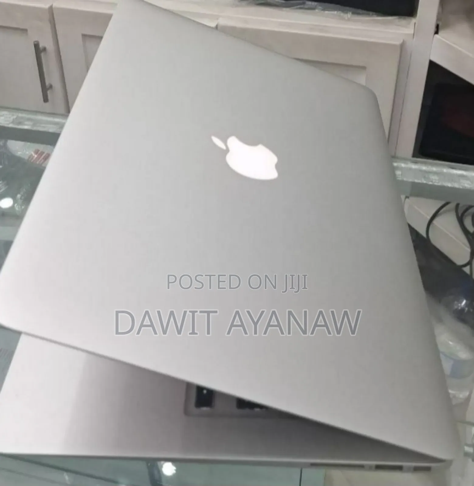 New Laptop Apple MacBook Air 2017 8GB Intel Core I7 SSD 128GB