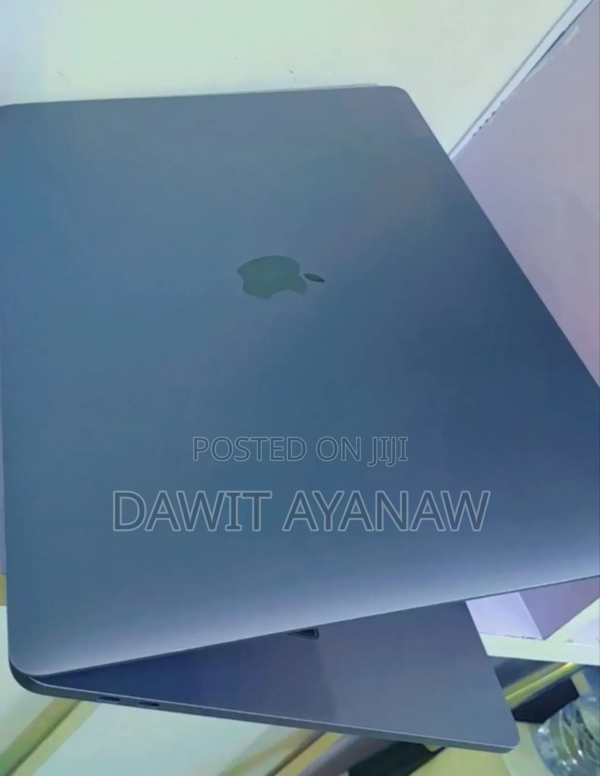 New Laptop Apple MacBook Pro 2017 16GB Intel Core I7 SSD 512GB