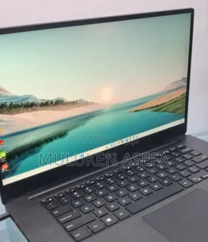 Photo - New Laptop Dell XPS 15 16GB Intel Core I7 SSD 512GB