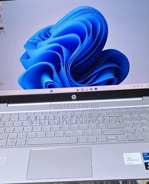 Photo - New Laptop HP Pavilion 15 16GB Intel Core I5 SSD 512GB