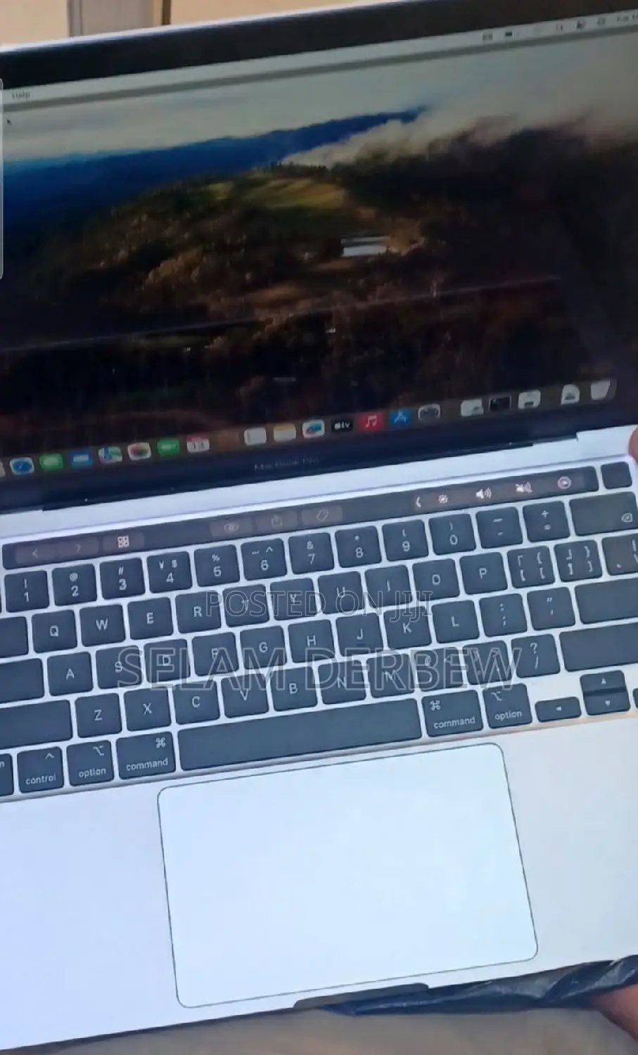 New Laptop Apple MacBook Pro M1 8GB Apple M1 SSD 256GB