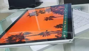 New Laptop Microsoft Surface Book 3 16GB Intel Core I7 SSD 256GB