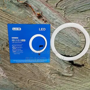Photo - 14-Inch Led Ring Light With Adjustable Color Temperature