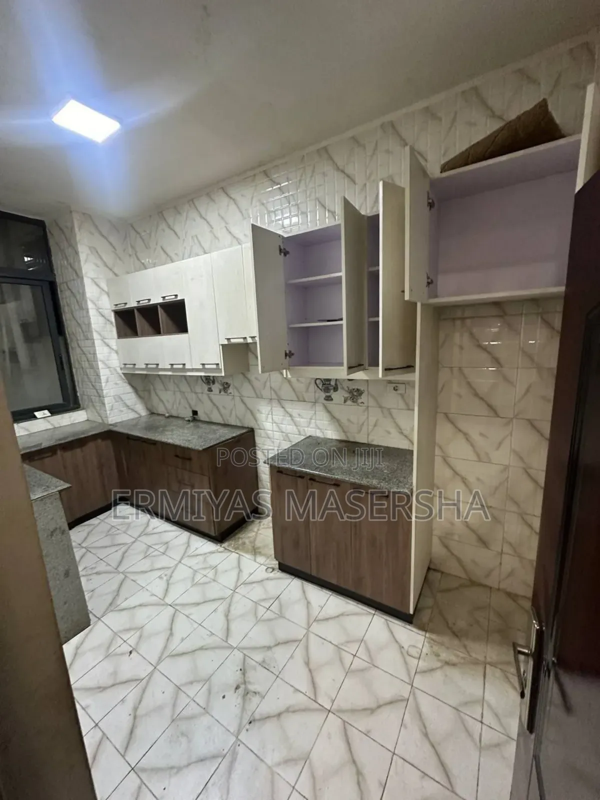 Furnished 2bdrm Apartment in Arada for sale