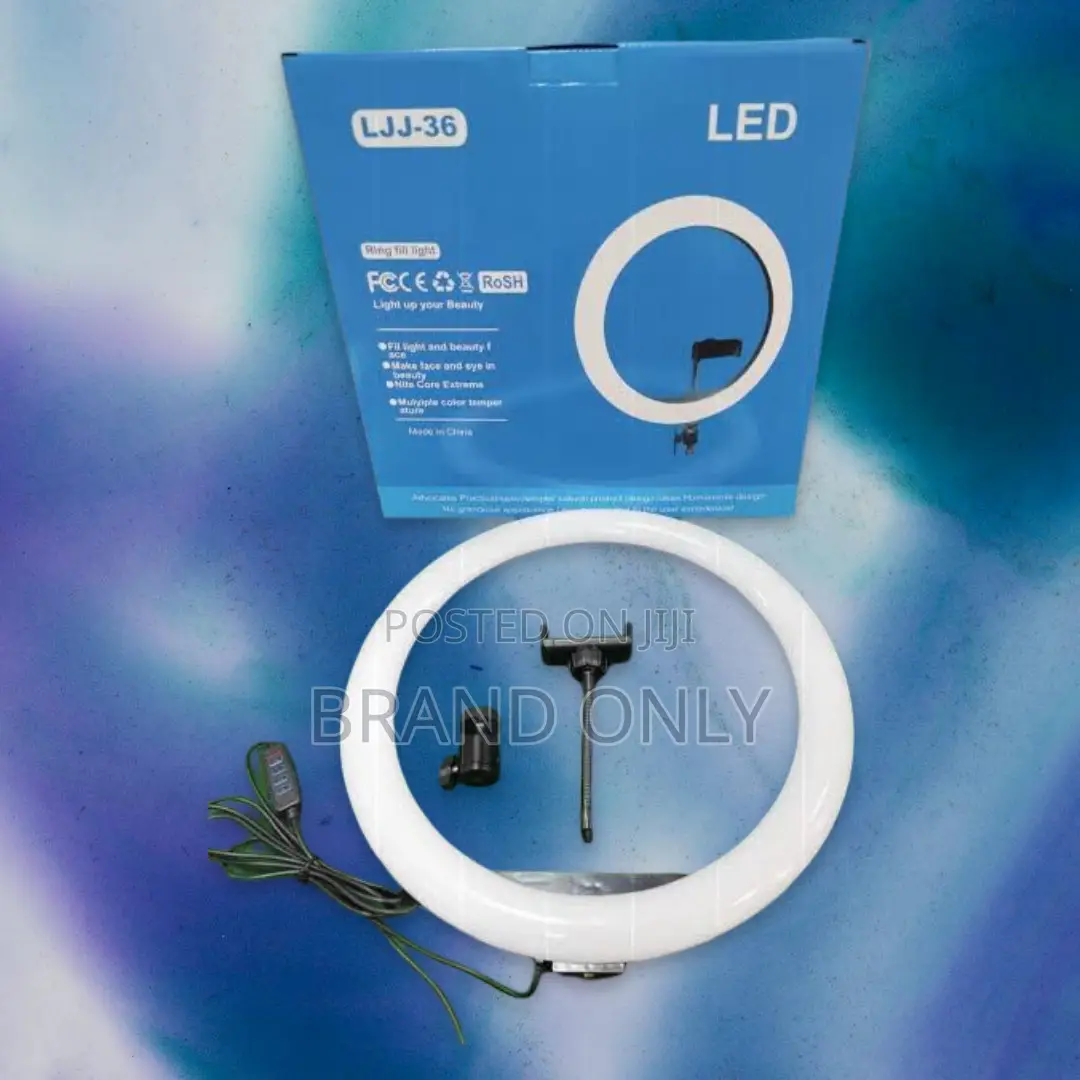 One Light, Many Uses: The 14-Inch Ring Light Solution