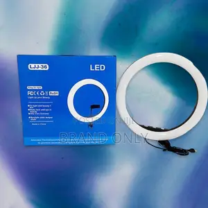 Photo - The Versatile 14-Inch Ring Light for All Your Needs