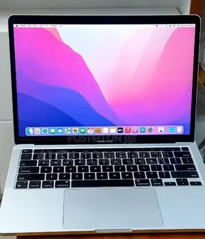 New Laptop Apple MacBook Pro 2020 M1 16GB Apple M1 SSD 256GB