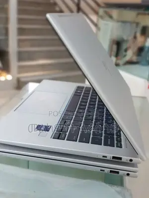Photo - New Laptop HP EliteBook 840 G9 16GB Intel Core I7 SSD 512GB
