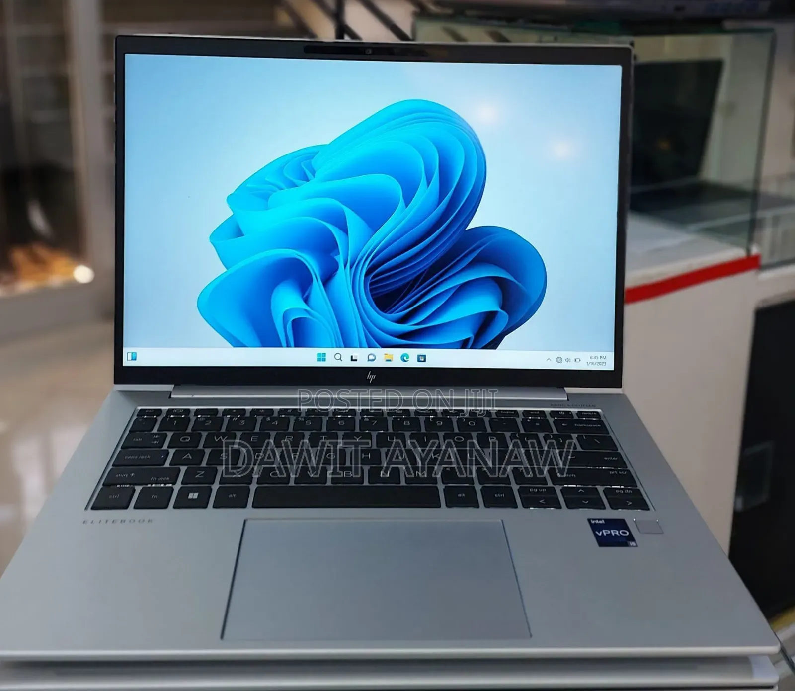 New Laptop HP EliteBook 840 G9 16GB Intel Core I5 SSD 512GB