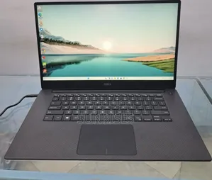 New Laptop Dell XPS 15 16GB Intel Core I7 SSD 512GB